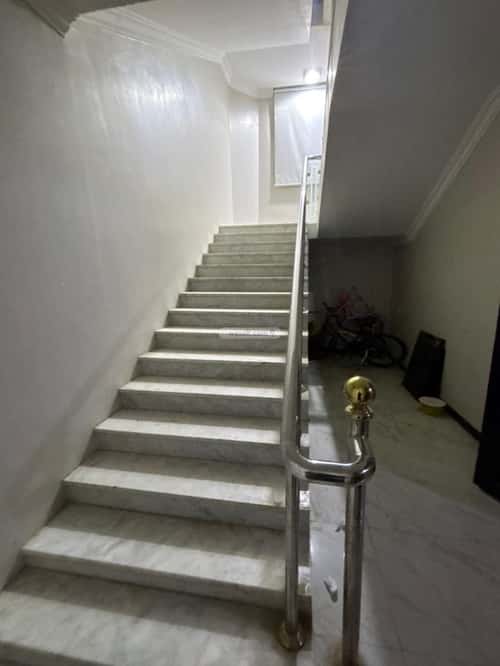 6 bedroom villa in Al Rawdah 2