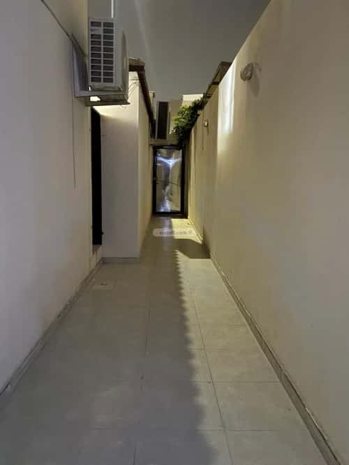 6 bedroom villa in Al Rawdah 3