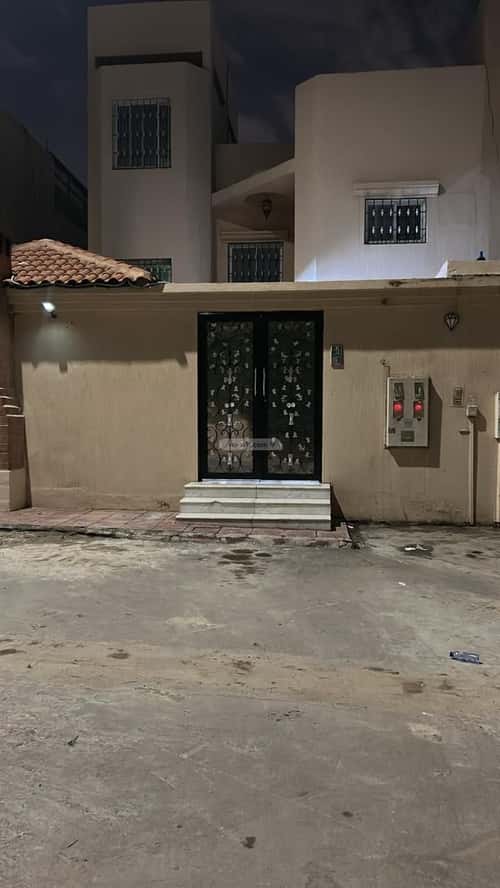 6 bedroom villa in Al Rawdah 4