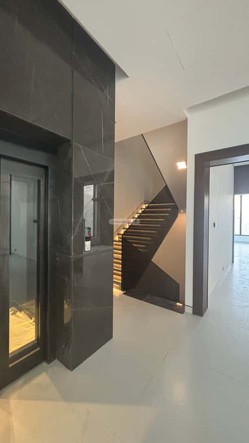 5 bedroom villa in Al Hada, Riyadh 17