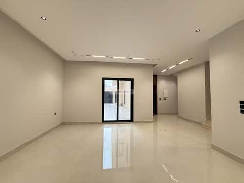 6 bedroom villa in Al Mahdiyyah 4