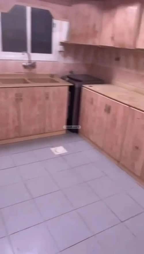 4 bedroom apartment in Al Yarmouk 3