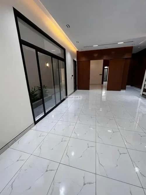 5 bedroom villa in Al Khaleej 3