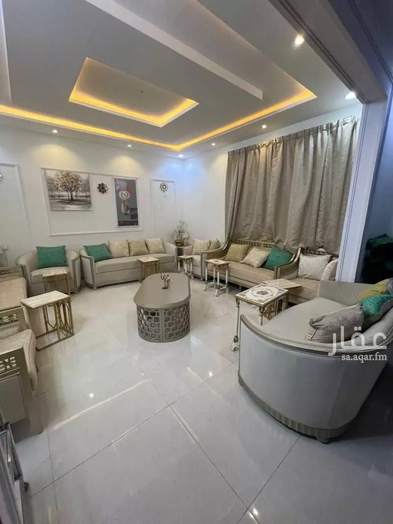 6 bedroom apartment in Al Rimal 6