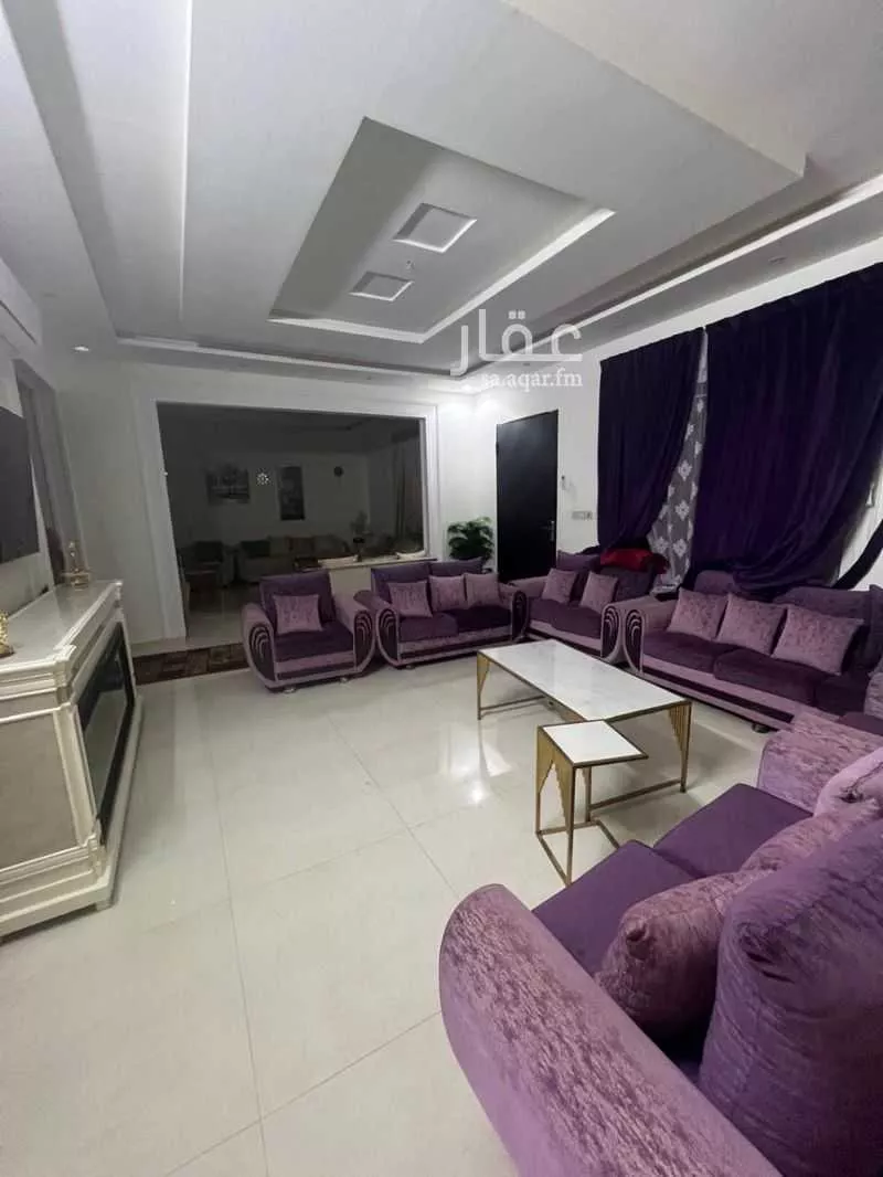 6 bedroom apartment in Al Rimal 8