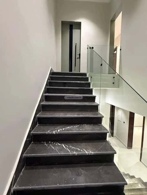 7 bedroom villa in Al Khaleej 5