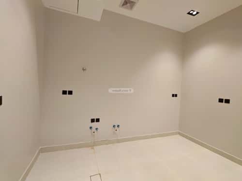 3 bedroom apartment in Al Yarmouk 9