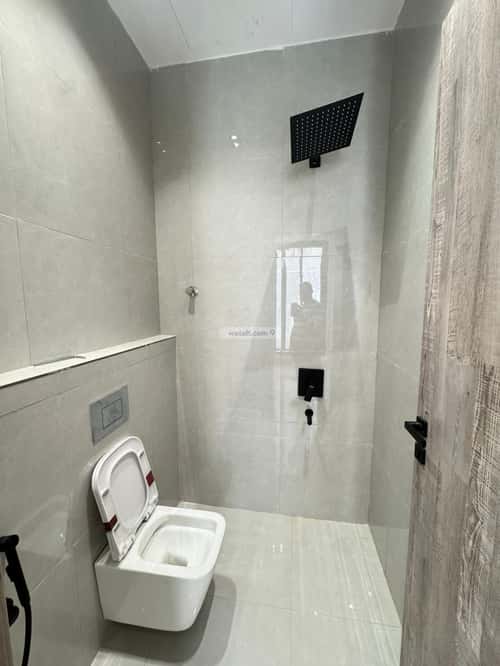 4 bedroom floor in Al Munsiyah 8