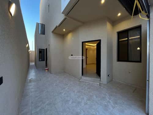 4 bedroom villa in Al Mahdiyyah 1