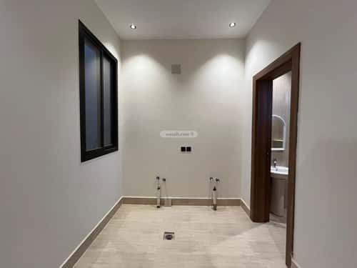 4 bedroom villa in Al Mahdiyyah 3