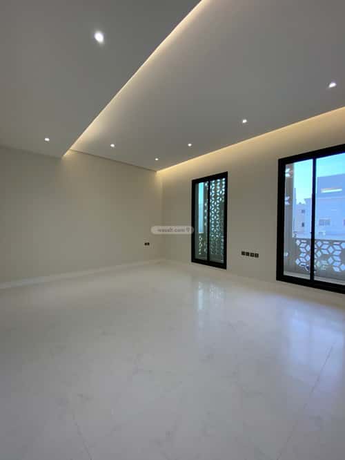 5 bedroom villa in Al Mahdiyyah 3