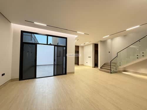 5 bedroom villa in Al Mahdiyyah 4