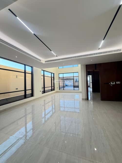 6 bedroom villa in Al Mahdiyyah 2