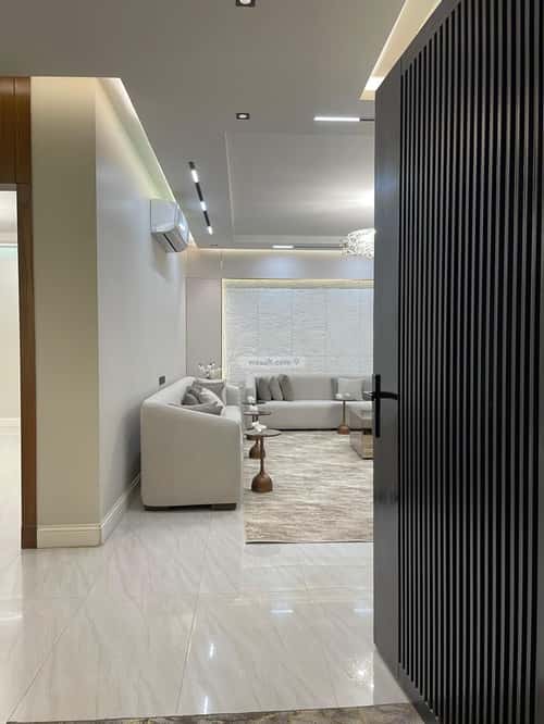 5 bedroom villa in Al Mahdiyyah 4