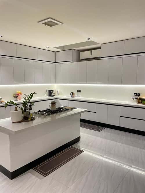 5 bedroom villa in Al Mahdiyyah 14