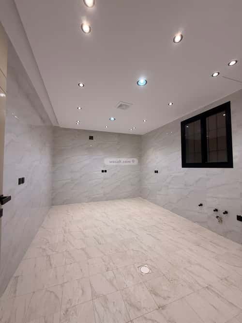 5 bedroom villa in Al Uraija Al Gharbi, Riyadh 12