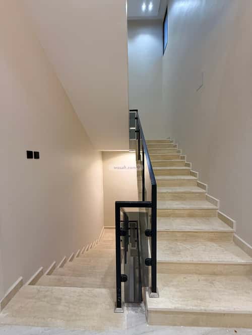 5 bedroom villa in Al Uraija Al Gharbi, Riyadh 15