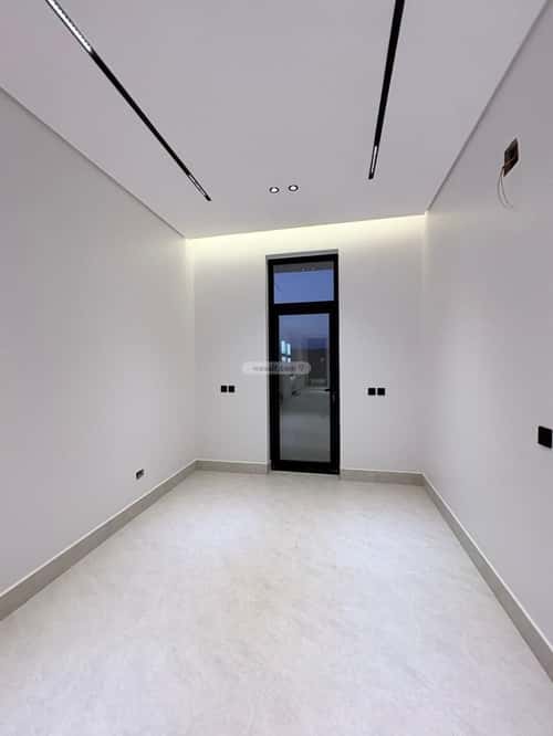 5 bedroom villa in Al Mahdiyyah 18