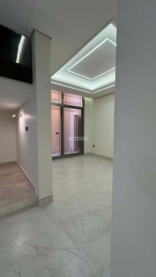 5 bedroom villa in Al Mahdiyyah 5