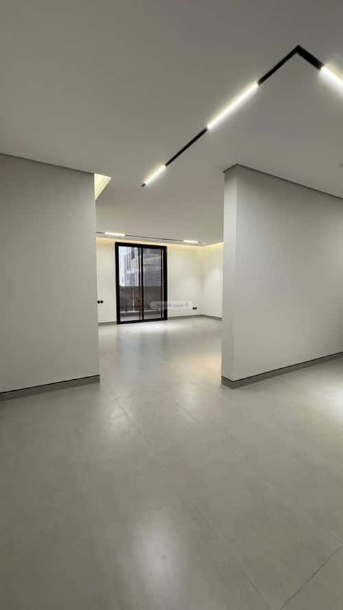 5 bedroom villa in Al Mahdiyyah 11