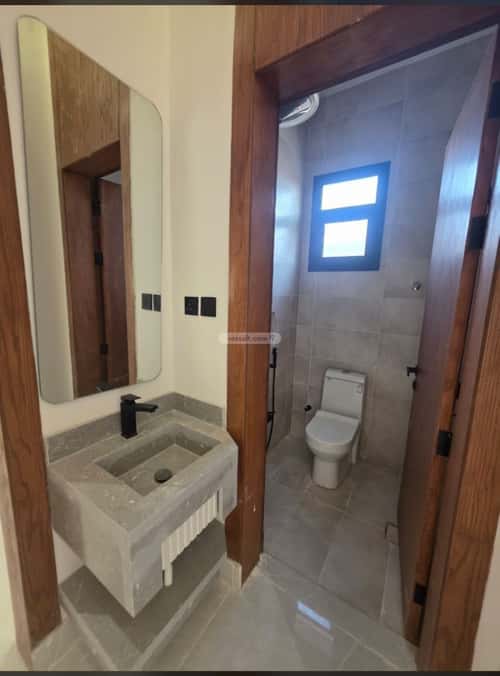 5 bedroom floor in Taibah 4