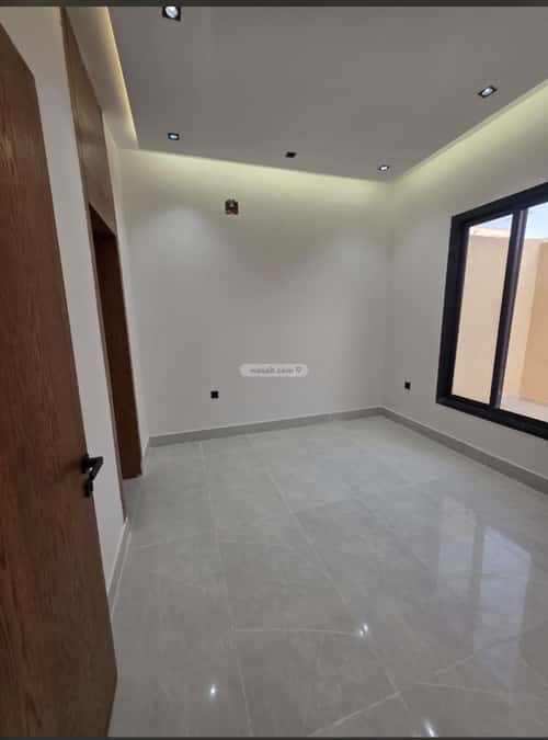 دور 5 غرف في طيبة 8