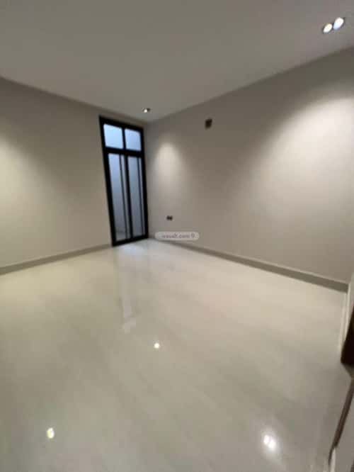 6 bedroom villa in Al Mahdiyyah 5