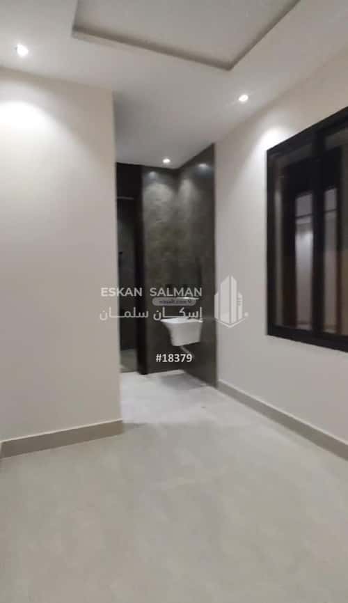 فيلا 8 غرف في العريجاء الغربي 2