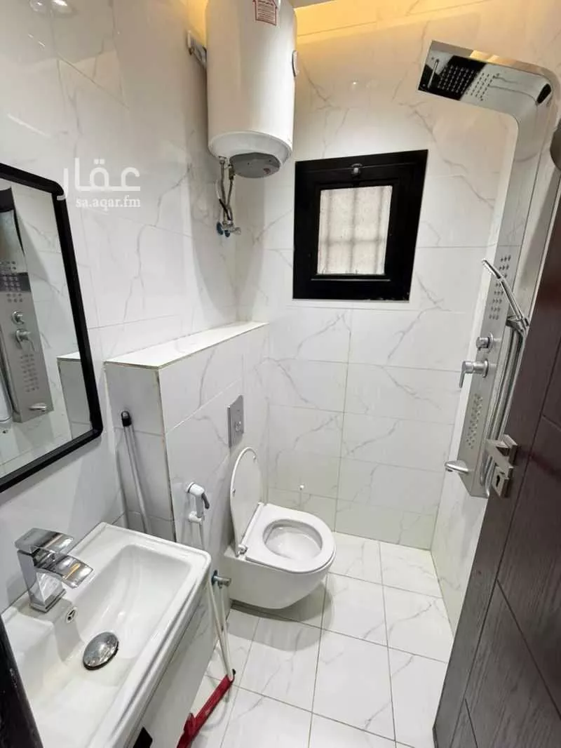 3 bedroom apartment in Ishbiliyah, Riyadh 6