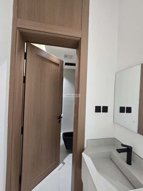 5 bedroom floor in Badr 10