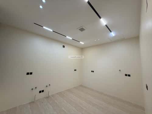 5 bedroom villa in Al Mahdiyyah 9