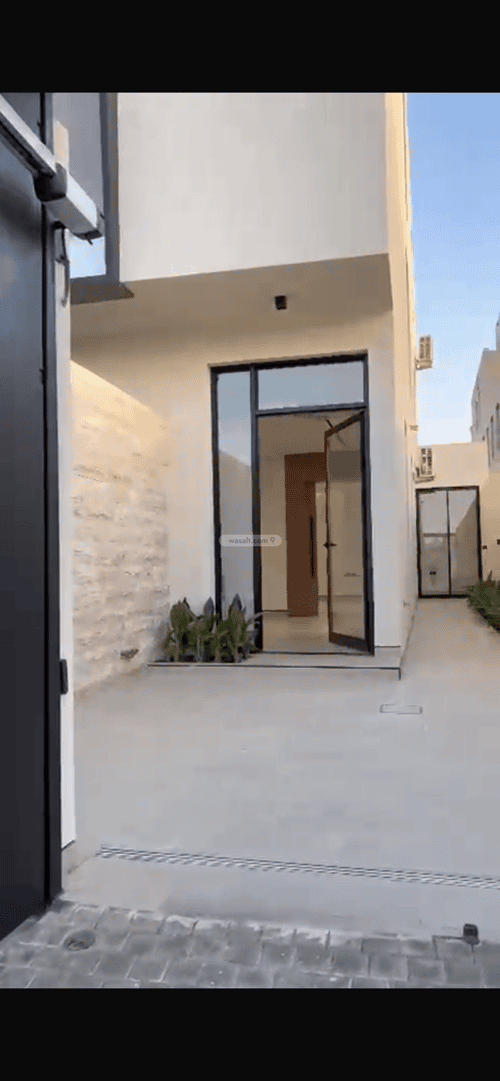 4 bedroom floor in Al Aridh 4