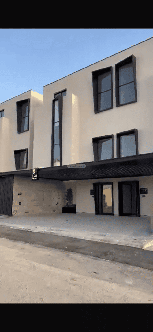 4 bedroom floor in Al Aridh 6