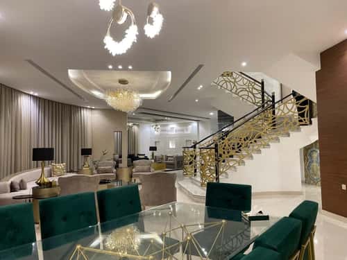 5 bedroom villa in Al Rimal 3