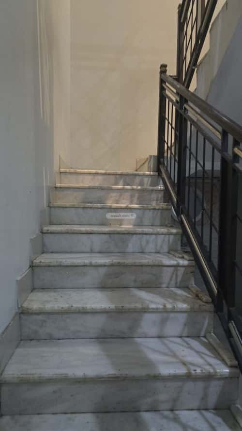 5 bedroom apartment in Badr 2