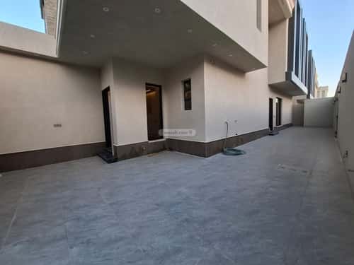 5 bedroom villa in Al Rimal 2