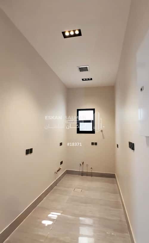 12 bedroom villa in Al Rimal 5