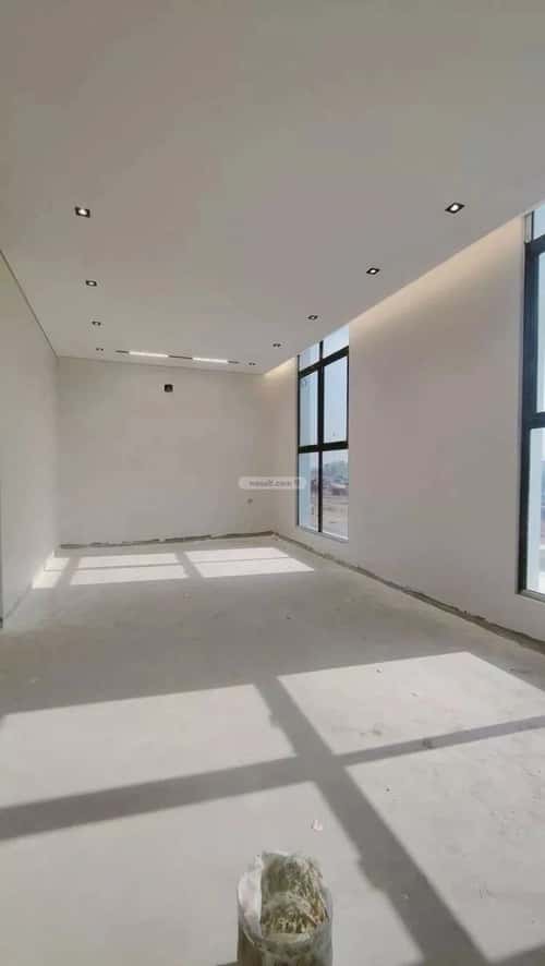 7 bedroom villa in Al Rimal 12