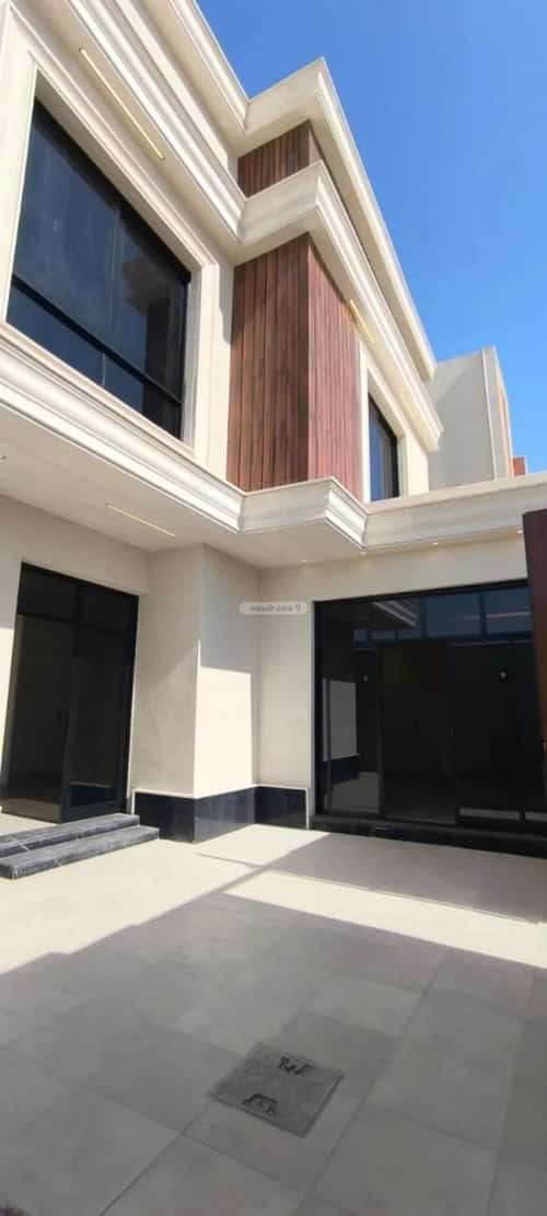 6 bedroom villa in Al Rimal 4