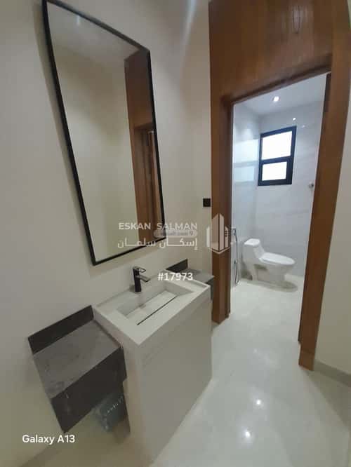 6 bedroom floor in Al Janadriyah 7
