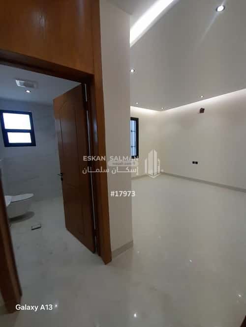 6 bedroom floor in Al Janadriyah 9