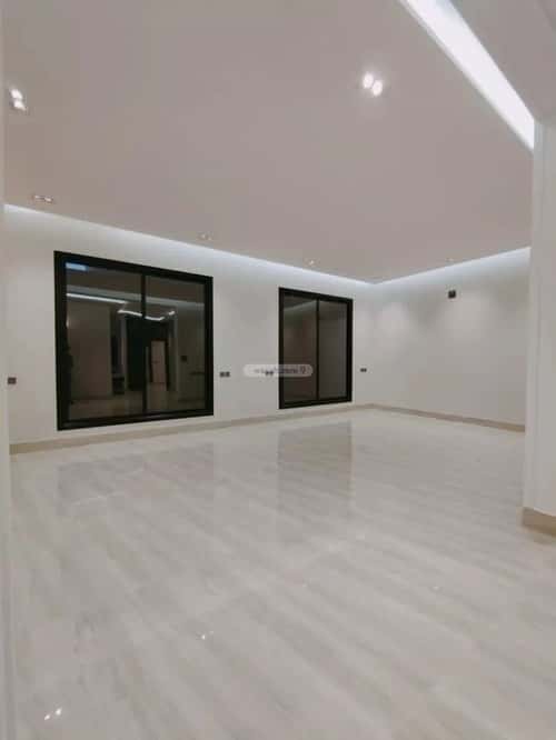 5 bedroom villa in Al Rimal 4