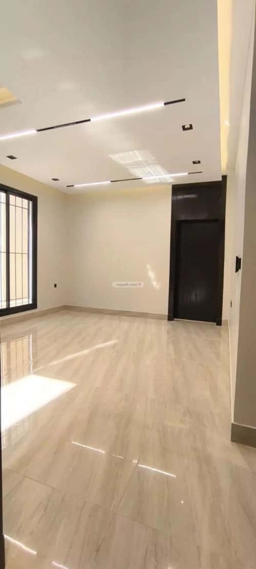 5 bedroom villa in Al Rimal 6