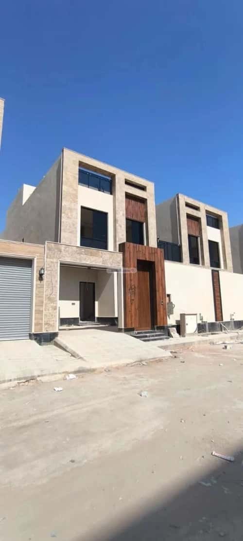 5 bedroom villa in Al Rimal 10