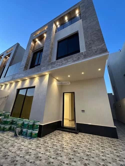 5 bedroom villa in Al Rimal 1