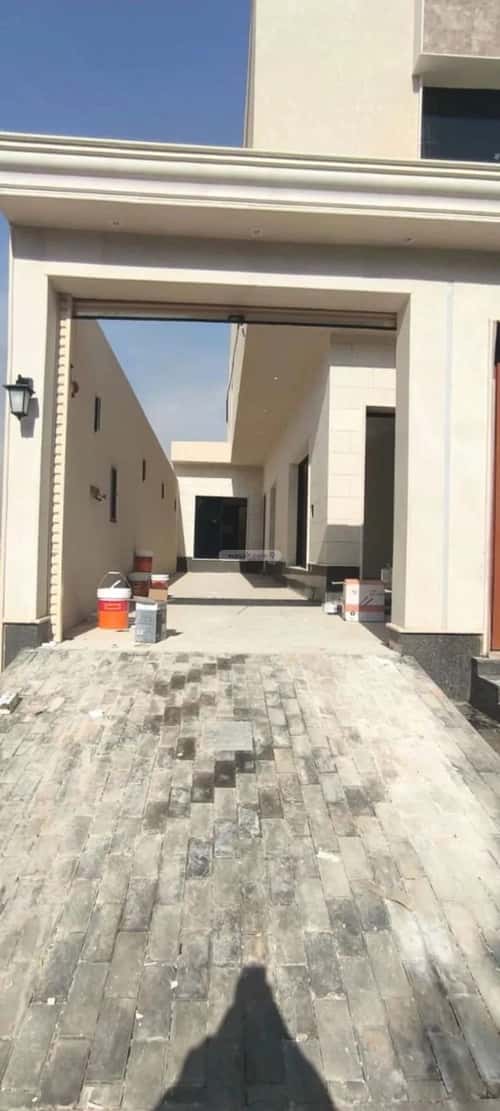 5 bedroom villa in Al Qadisiyah 5