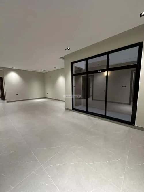 3 bedroom floor in Ishbiliyah 4