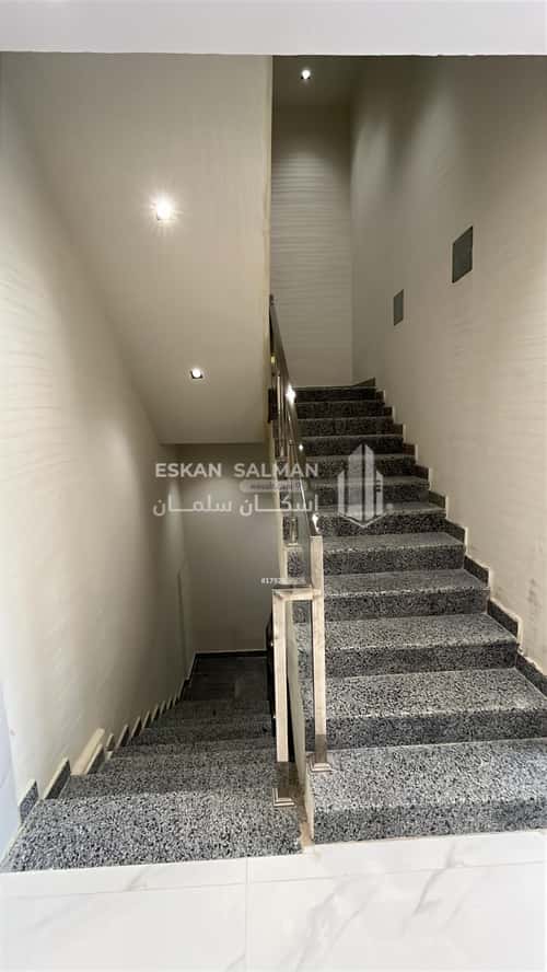 4 bedroom apartment in Al Zahrah 7