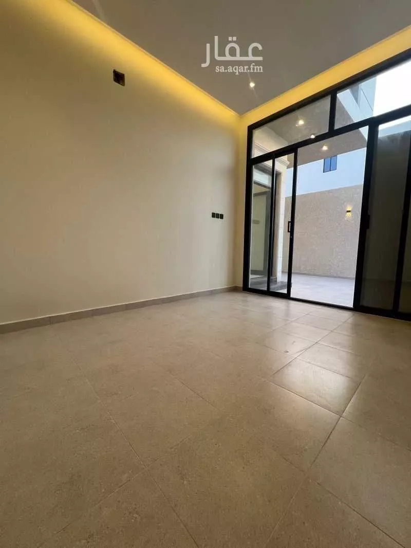4 bedroom floor in Ash Sharq 7