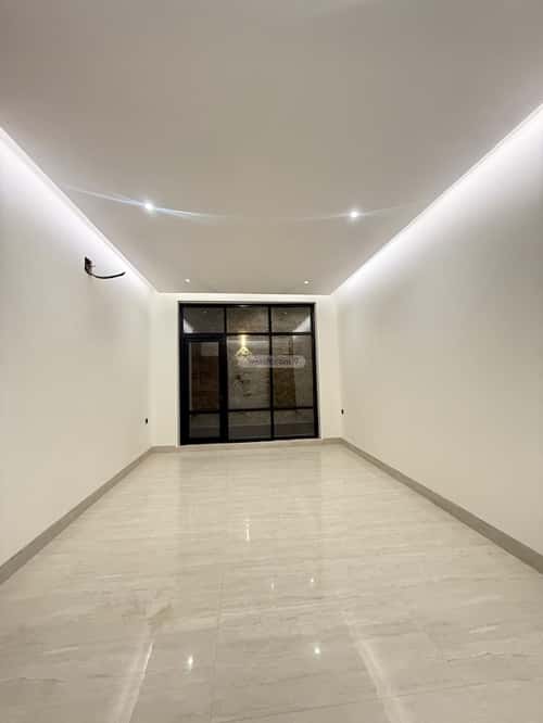 6 bedroom villa in Al Mahdiyyah 15